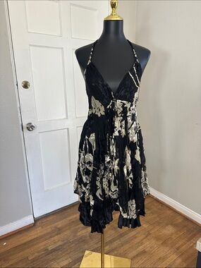 Lipsy Black and Cream Floral Halter Dress